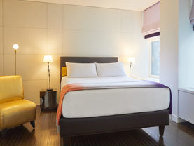 Hôtel St-Paul - Standard Room Queen bed